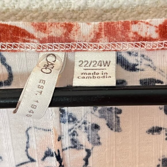 CATO Est. 1946 Womens Plus size Pullover Top, Short Sleeves, Size 22/24W - Picture 2 of 6